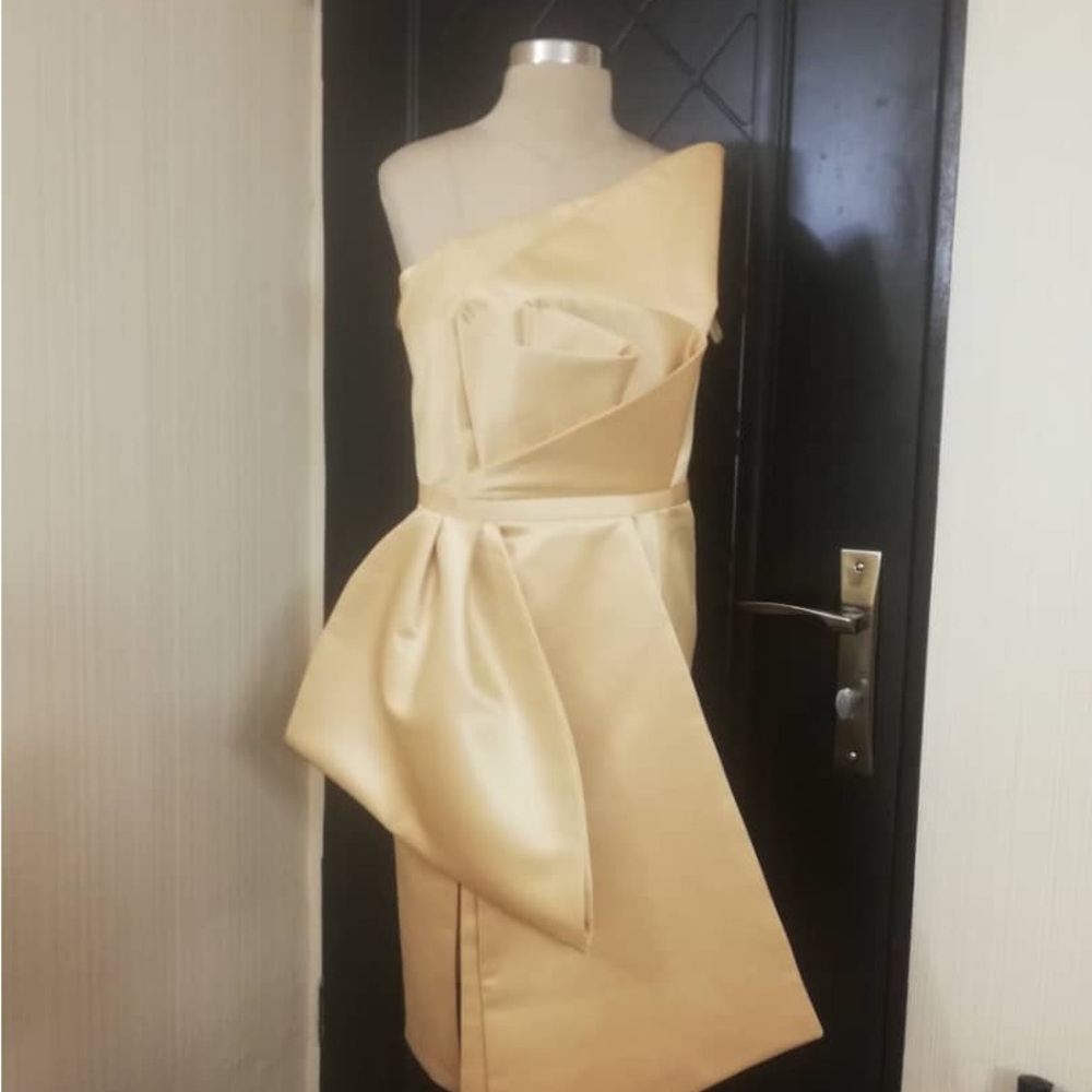 Elegant Cream One-Shoulder Dress